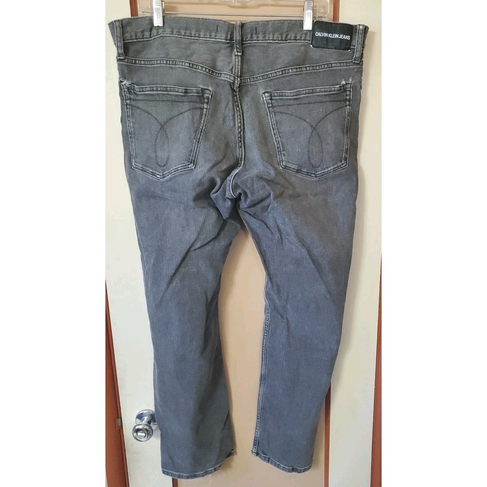 Calvin Klein Jeans Mens 36X30 Black Relaxed Straight Leg Distressed Denim - Picture 2 of 5